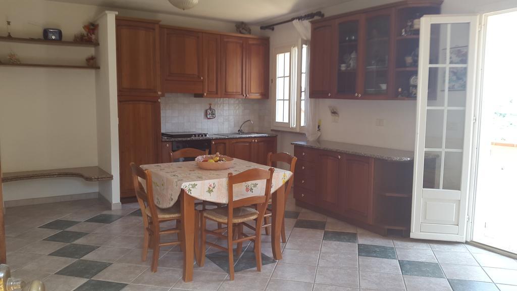 Casa Leoni Capoliveri  Pokoj fotografie
